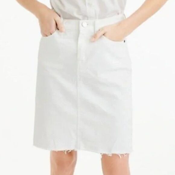 J. Crew BY453 White raw hem denim Pencil skirt New size 30 - Picture 2 of 9